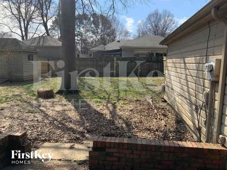 Building Photo - 5117 Scrivener Dr