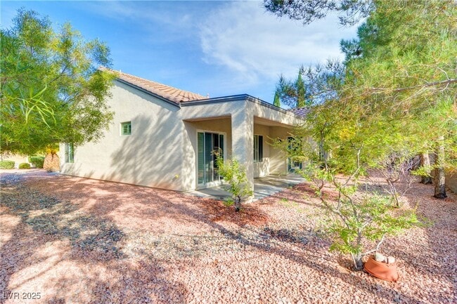 Building Photo - 2173 Burris Hill Dr