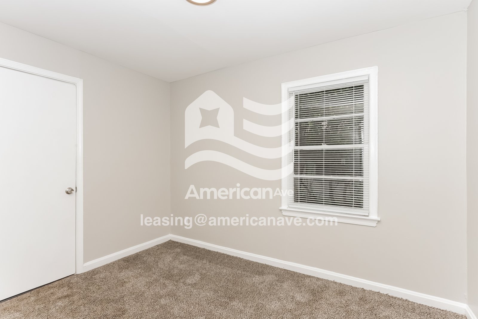 Building Photo - 214 Evergreen St