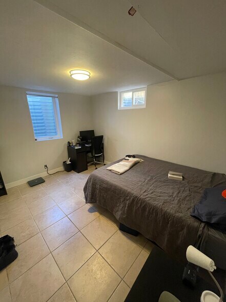Primary Photo - 1285 S Eaton Ct