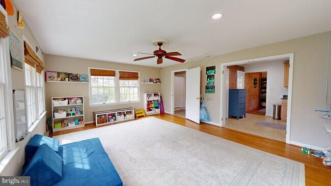 Building Photo - 6705 Little Ann Ct
