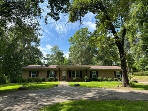 Building Photo - 7268 County Rd 492