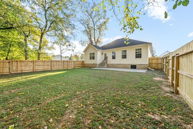 Building Photo - 2845 Teakwood Dr