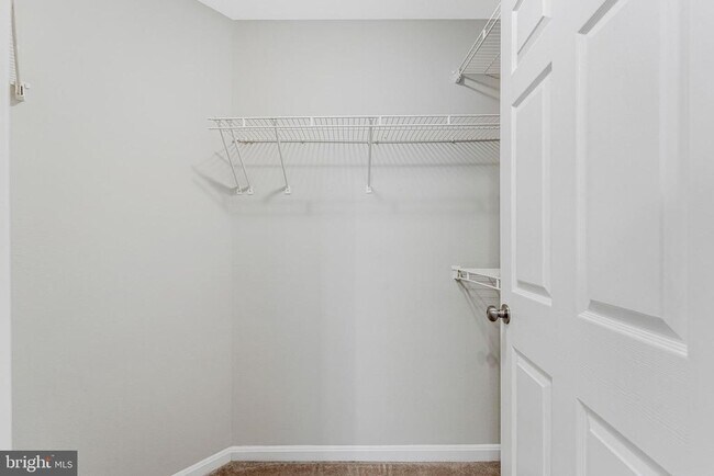 Building Photo - 12747 Fair Briar Ln