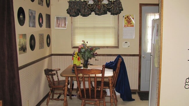 Building Photo - 808 Coleman St