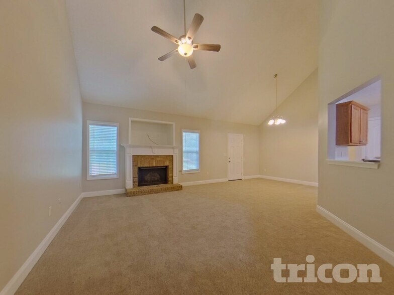 Building Photo - 214 Raleigh Way