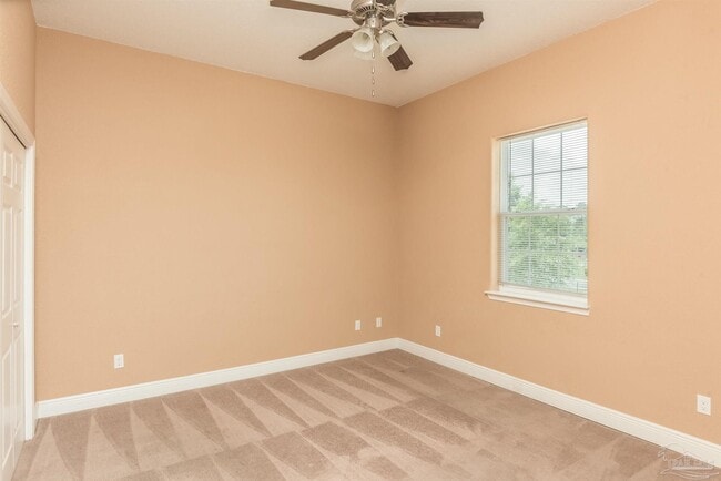 Building Photo - 7071 Lake Joanne Dr