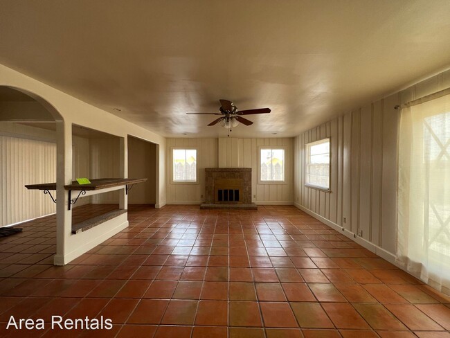 Building Photo - 3 br, 1 bath House - 25567 W. MAIN STREET