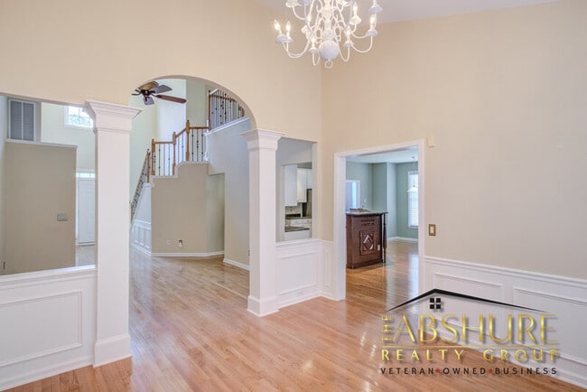 Building Photo - 9028 Stoney Run Dr