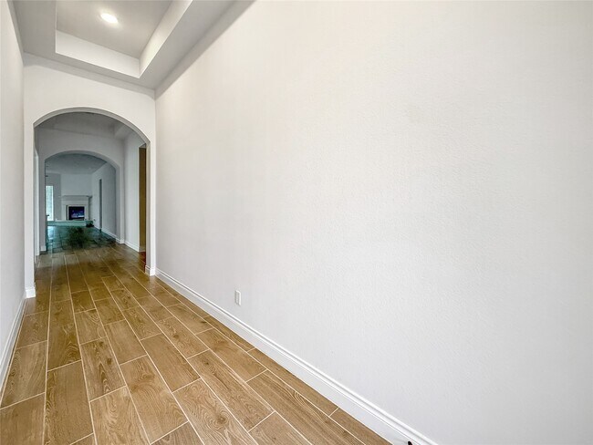 Building Photo - 28173 Knight Peak Dr