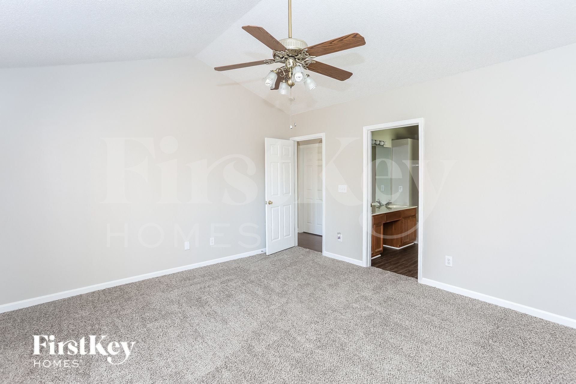 Building Photo - 6010 Elm Cove Ln