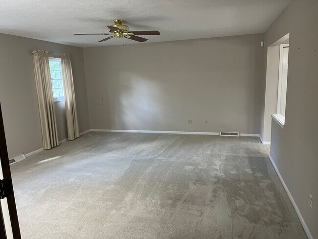 Building Photo - 2259 Augusta Ct
