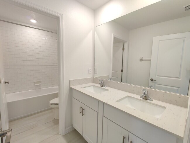 Building Photo - 13413 Sunset Sapphire Ct