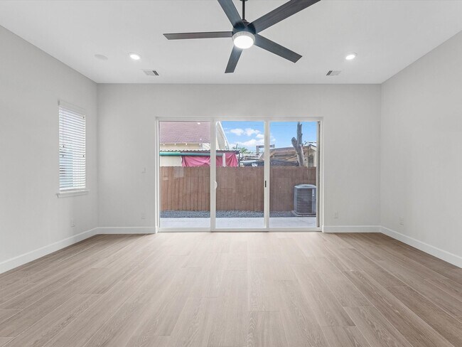Building Photo - 603 N Milby St