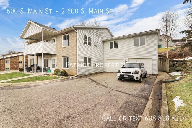 Building Photo - 600 S Main St