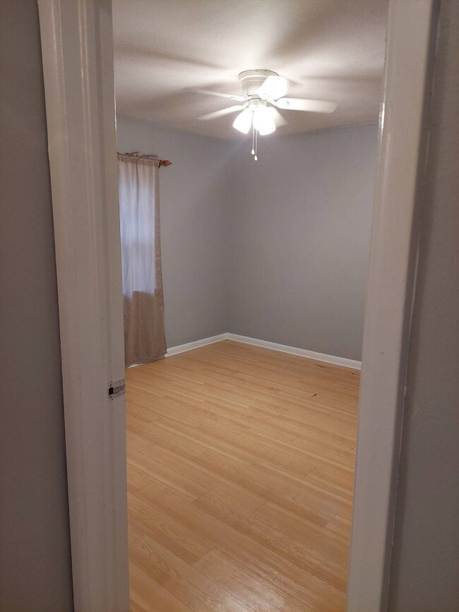 Building Photo - 5041 Tillie Ln