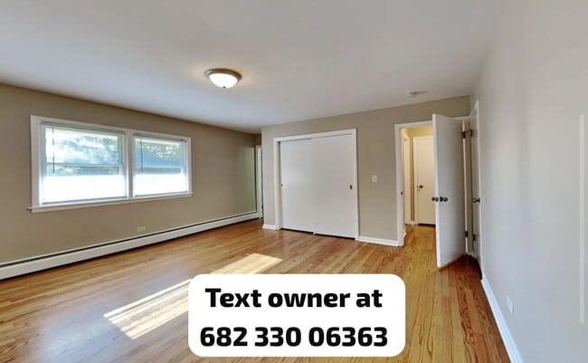 Building Photo - 2834 Briarwood Dr E