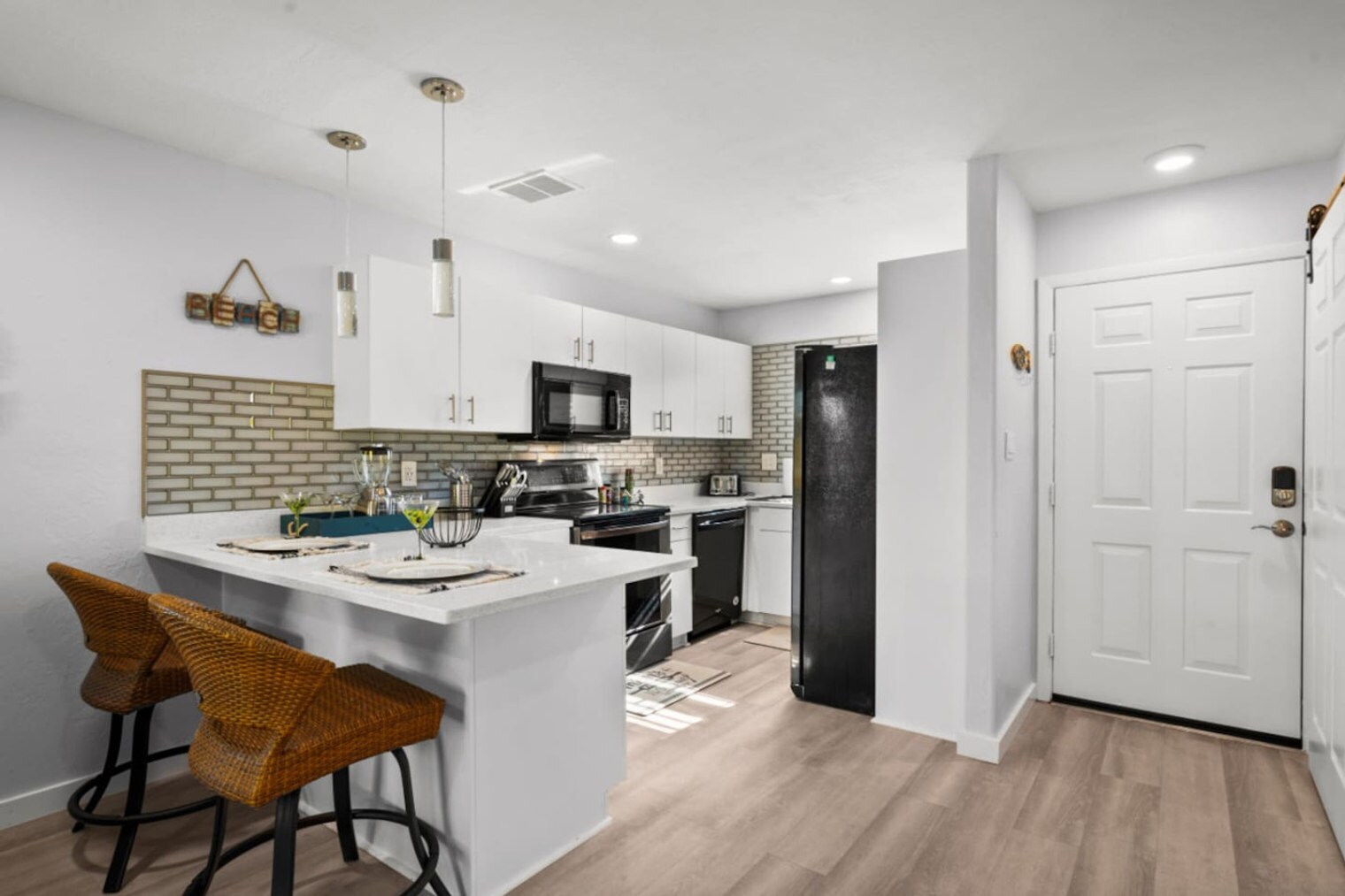 Building Photo - 1019 SE 40th St