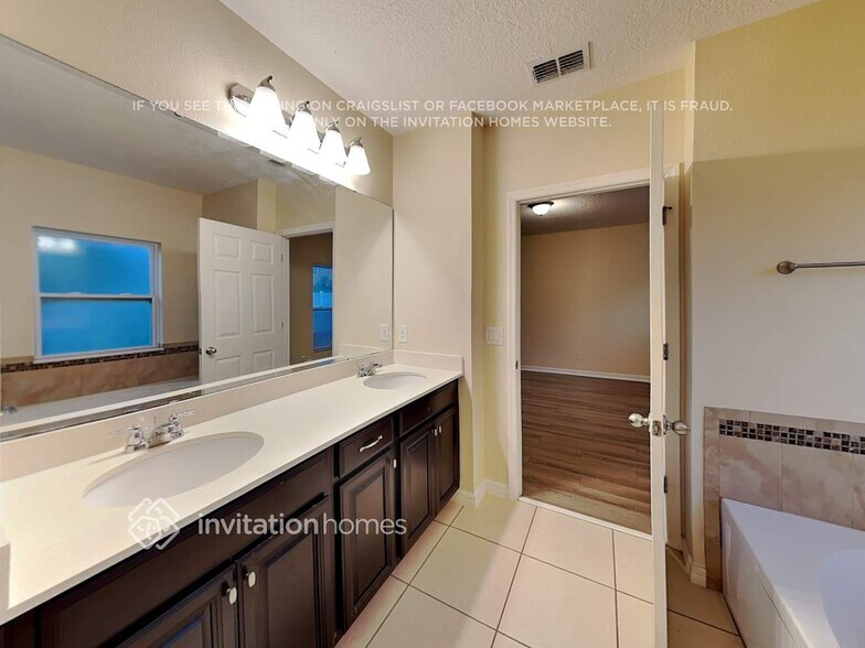 Building Photo - 4726 Greycliff Prairie Dr