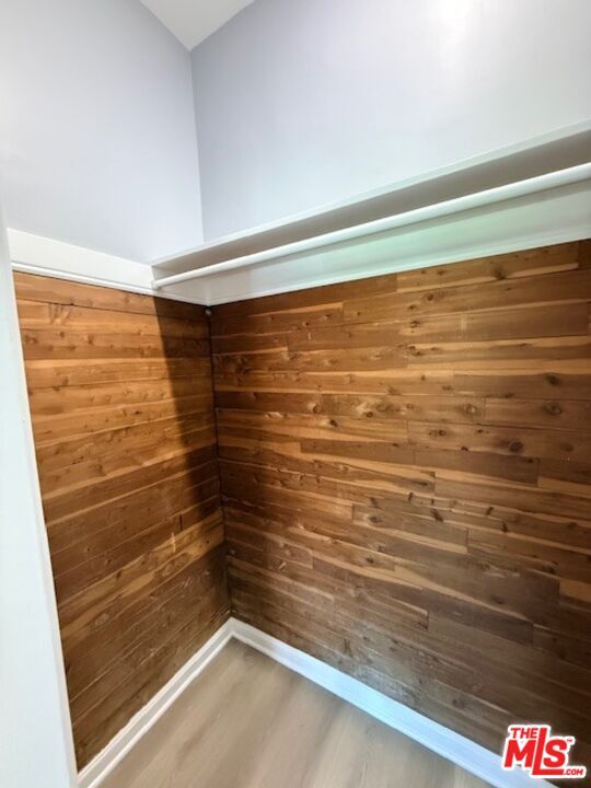 Building Photo - 2830 W 3rd St