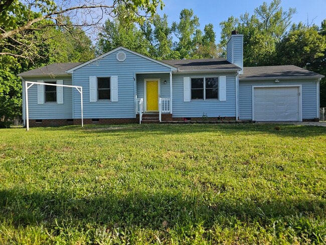 Building Photo - 3610 Woodside Ct