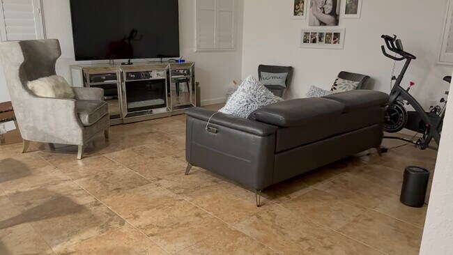 Building Photo - 15413 SW 116th Terrace