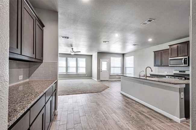 Building Photo - 3119 Mearns Ct