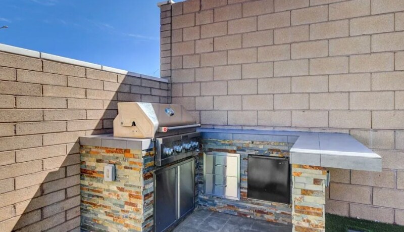 Building Photo - 229 Sul Ponticello Ave