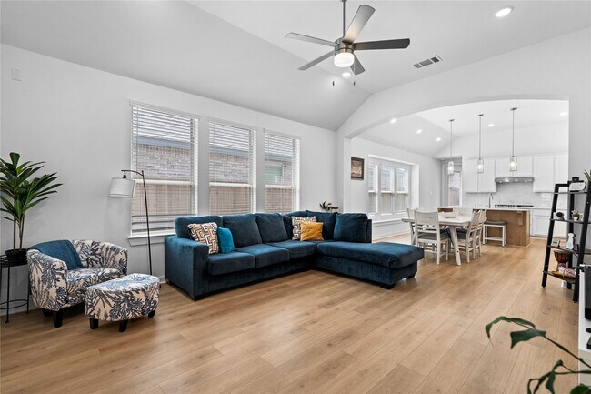 Building Photo - 7478 Cattail Fls Ln
