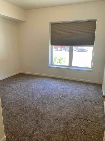 BEDROOM - 1212 Walnut Ave