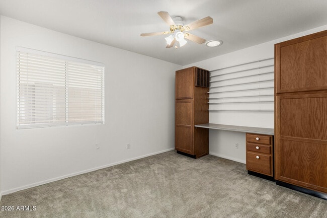 Building Photo - 16243 N Oachs Dr