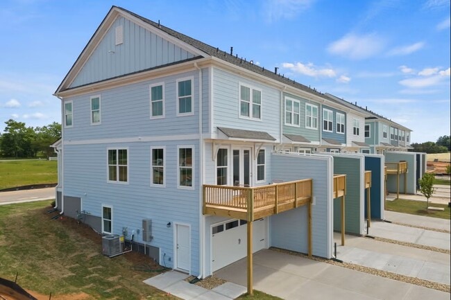 Building Photo - 110 Lewes Ave