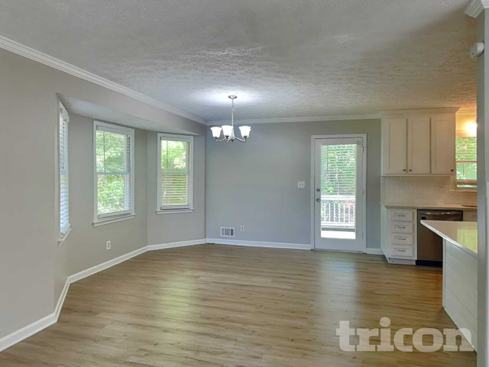 Building Photo - 2590 Mountain Brook Rd