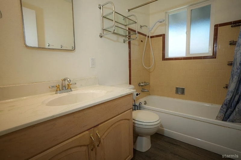 Building Photo - 2510 Conestoga St