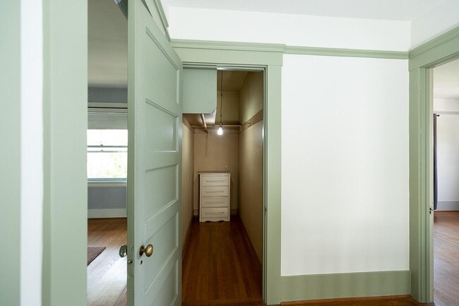 Building Photo - Spacious 3BR Home near parks & shops in North Berkeley