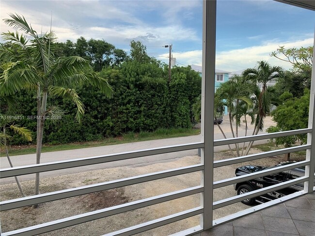 Building Photo - 63 Bass Ave