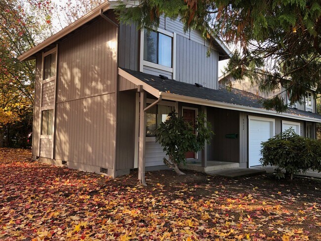 Building Photo - 6552th