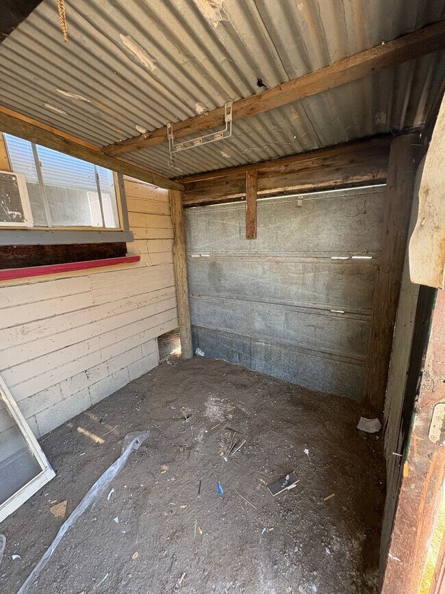 Building Photo - 4116