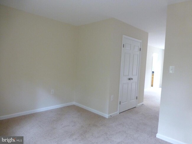 Building Photo - 11415 Jordan Ln