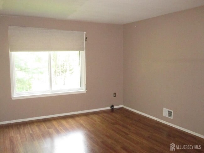 Building Photo - 202 Goldmine Ln