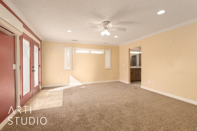 Building Photo - Spacious 4 Bedroom, 3 Bathroom Home for Rent