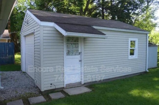 Building Photo - 684 Saratoga Ave