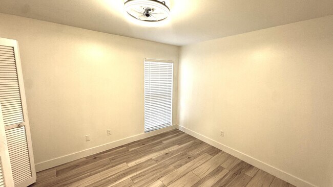 Building Photo - 32524 Greenwood Loop