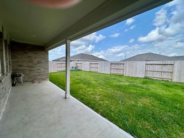 Building Photo - 1215 Shady Pnes Dr
