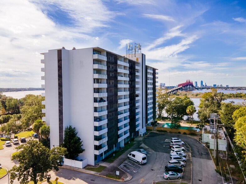 Primary Photo - Riverton Tower Senior Center