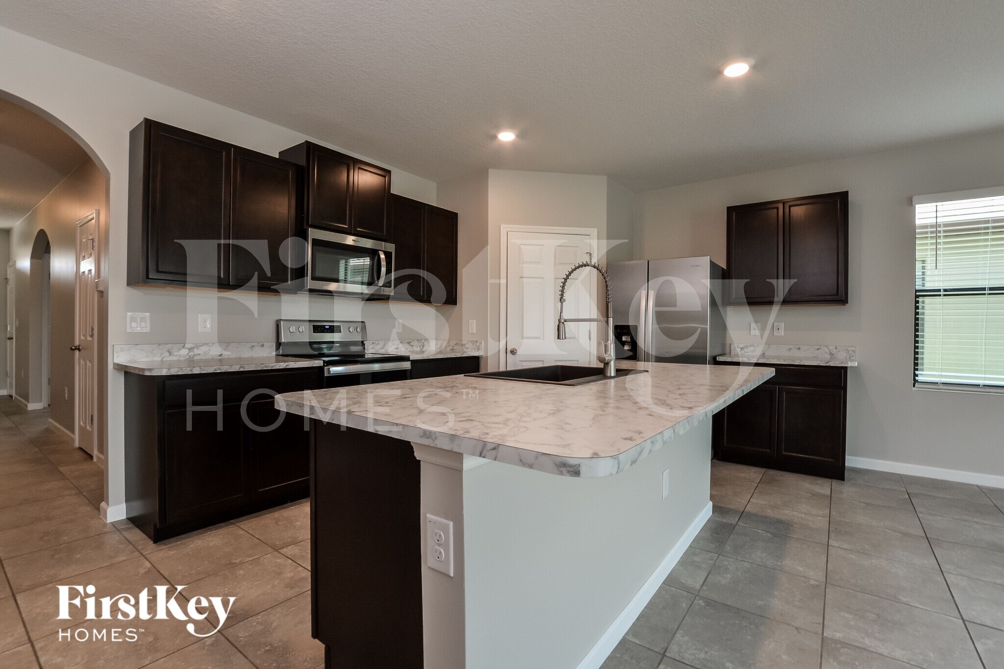 Building Photo - 3738 Loggerhead Ln