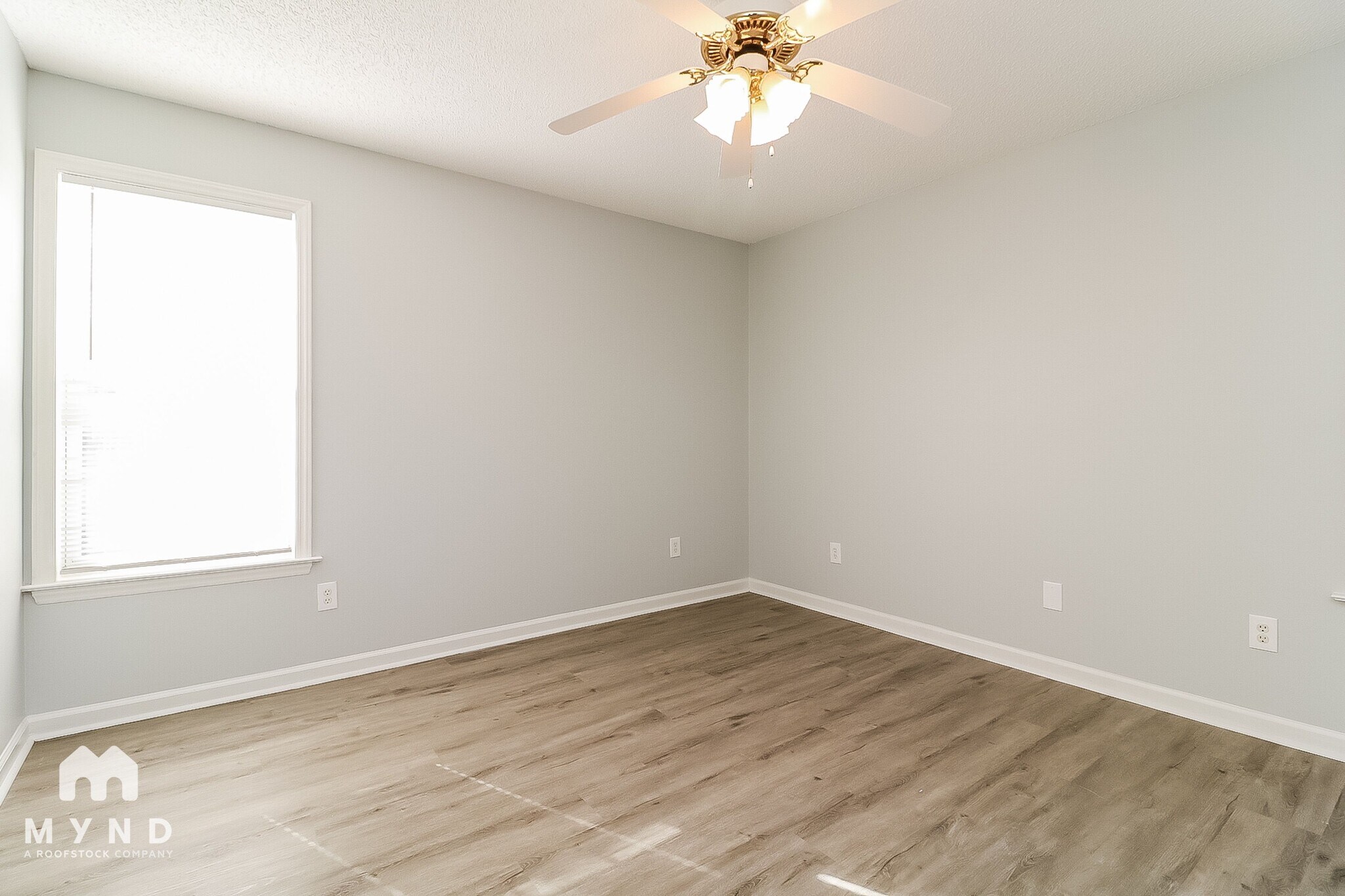 Building Photo - 928 Shannondale Dr