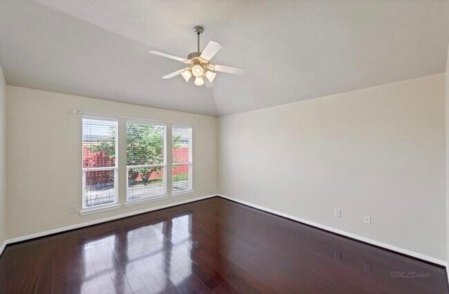 Building Photo - 19454 Plantation Cove Ln