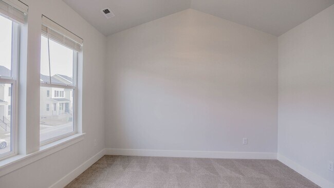 Building Photo - Beautiful 3 bedroom Townhome in Lehi Exchange community!