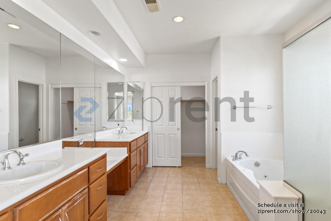 Building Photo - 351 Clarence Bromell Ct